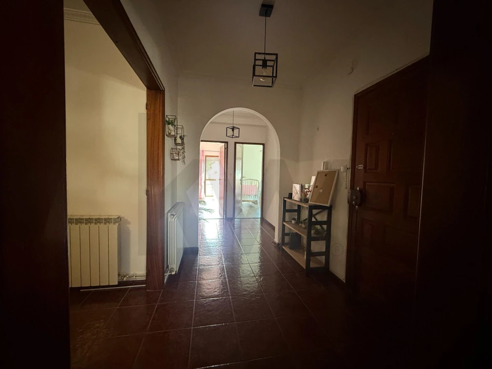 Apartamento T3 para Venda em Avelãs de Ambom e Rocamondo Foto 5