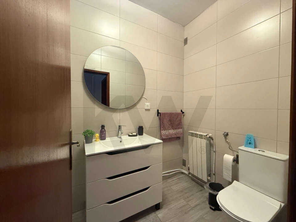 Apartamento T3 para Venda em Avelãs de Ambom e Rocamondo Foto 16