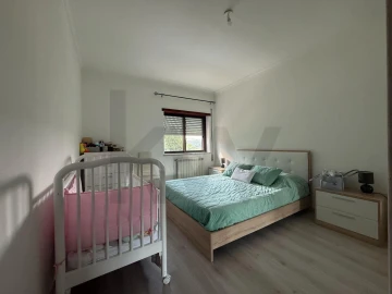 Apartamento T3 para Venda em Avelãs de Ambom e Rocamondo