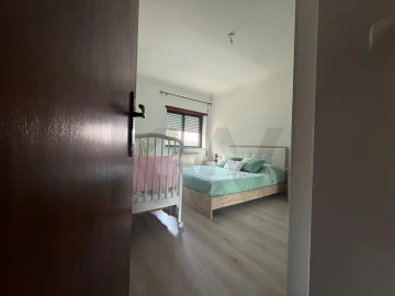 Apartamento T3 para Venda em Avelãs de Ambom e Rocamondo