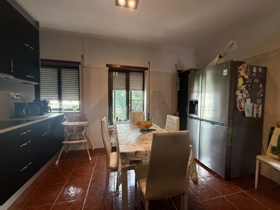 Apartamento T3 para Venda em Avelãs de Ambom e Rocamondo Foto 4
