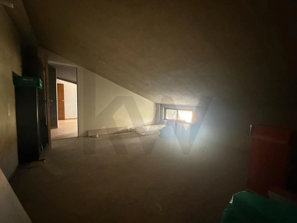 Apartamento T3 para Venda em Avelãs de Ambom e Rocamondo Foto 29