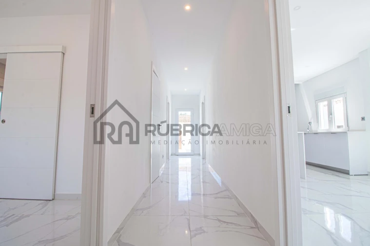 Moradia T2 para Venda em Loule (São Clemente) Foto 5