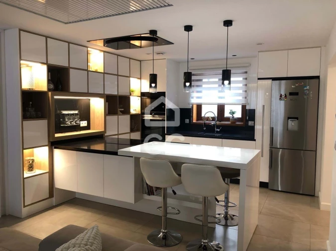 Moradia T4 para Venda em Creixomil Foto 7