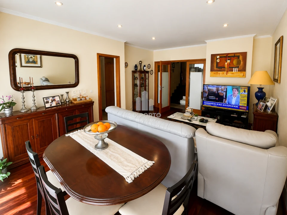 Apartamento T2 para Venda em Esmoriz Foto 4