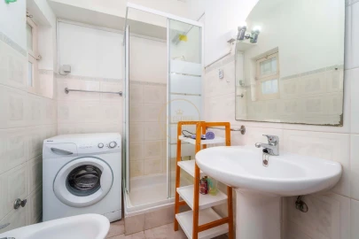 Apartamento T1 para Venda em Quarteira