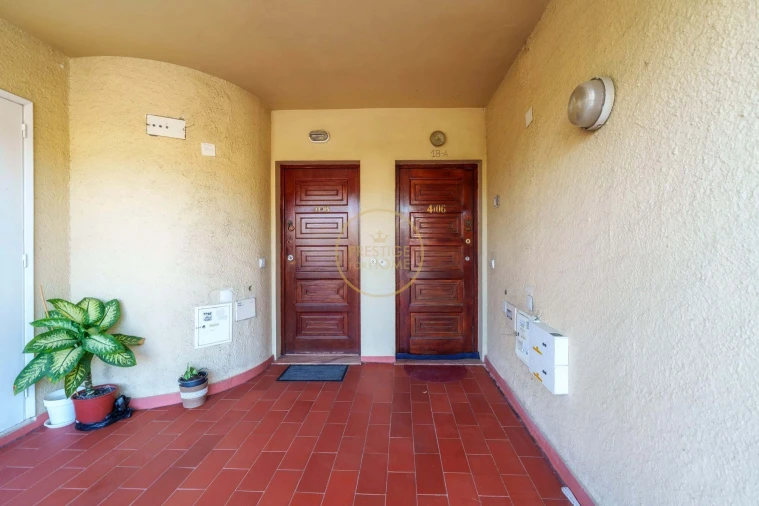Apartamento T1 para Venda em Quarteira Foto 21