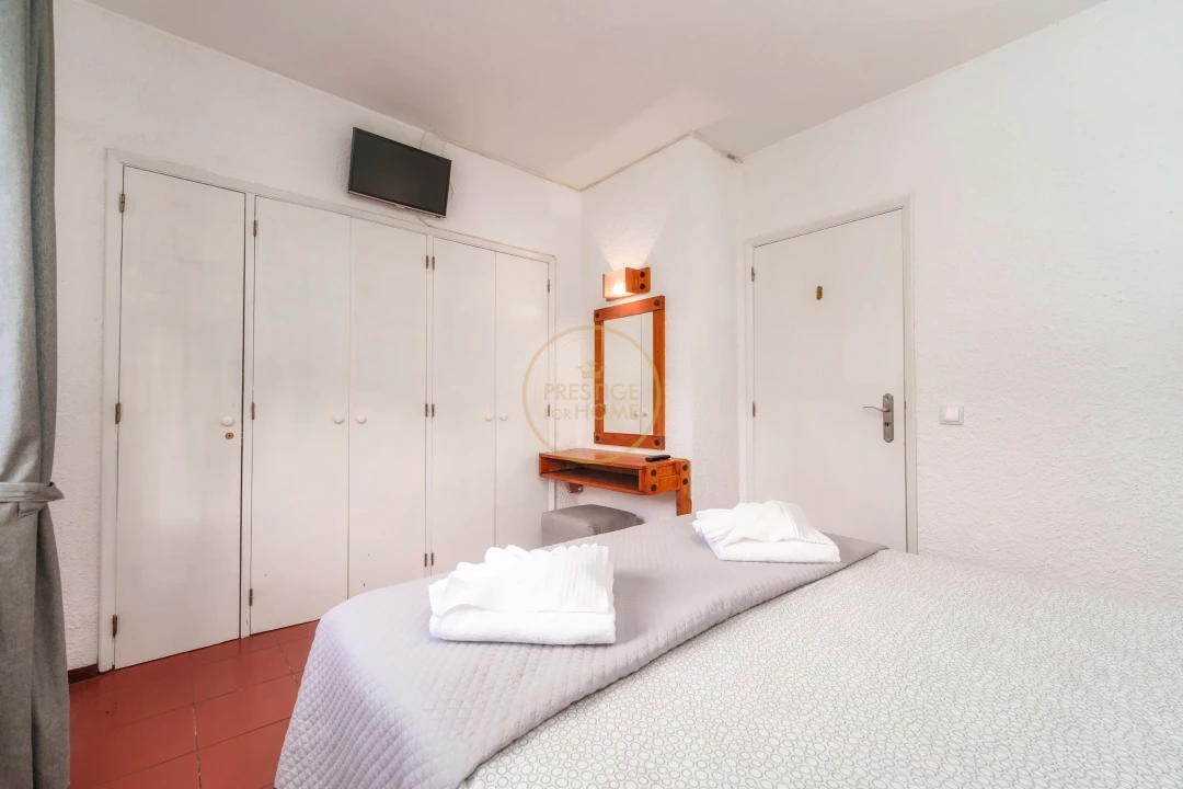 Apartamento T1 para Arrendamento férias em Quarteira Foto 17