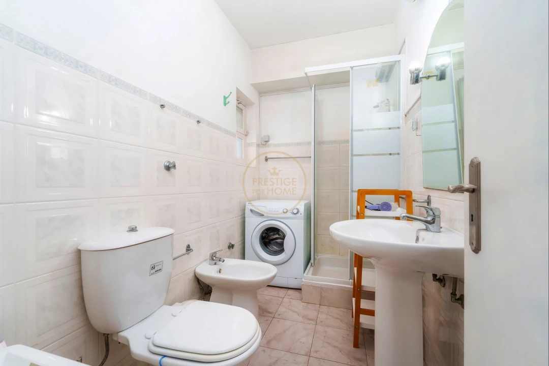 Apartamento T1 para Arrendamento férias em Quarteira Foto 18