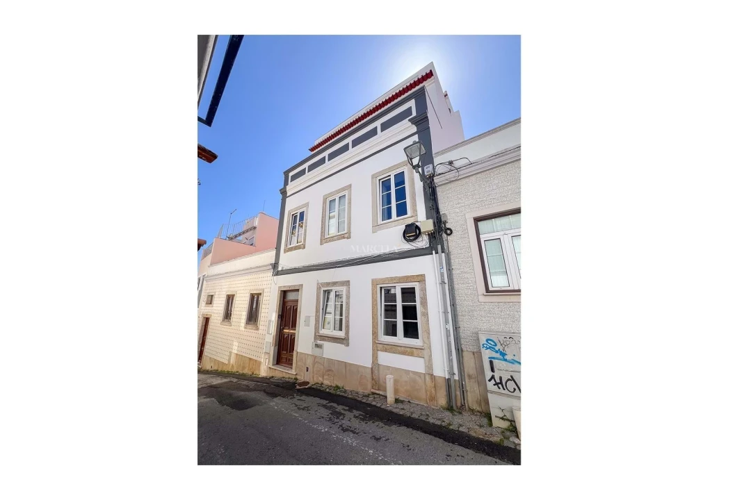 Negócio para Venda em Lagos (São Sebastião e Santa Maria) Foto 36
