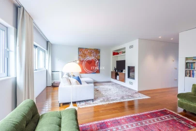 Apartamento T3 para Venda em Oliveira, São Paio e São Sebastião