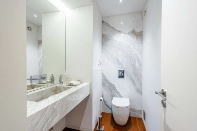 Apartamento T3 para Venda em Oliveira, São Paio e São Sebastião