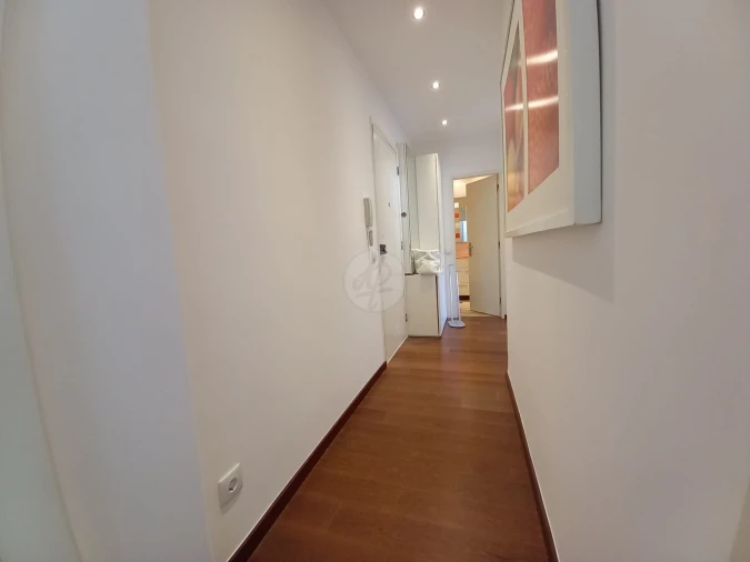 Apartamento T1 para Venda em Lagos (São Sebastião e Santa Maria) Foto 2