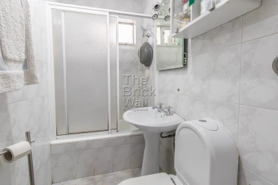 Apartamento T2 para Venda em Olivais