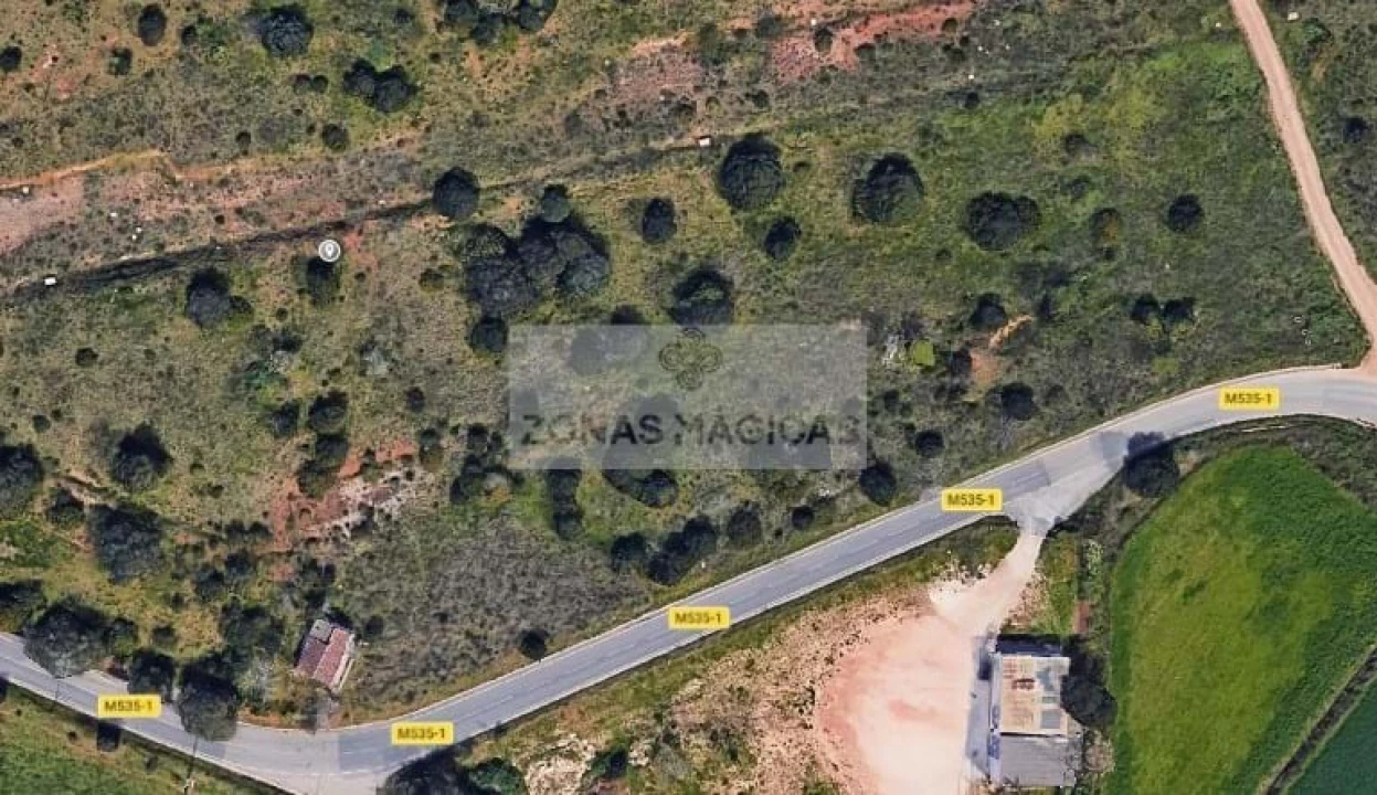 Terreno para Venda em Lagos (São Sebastião e Santa Maria) Foto 6