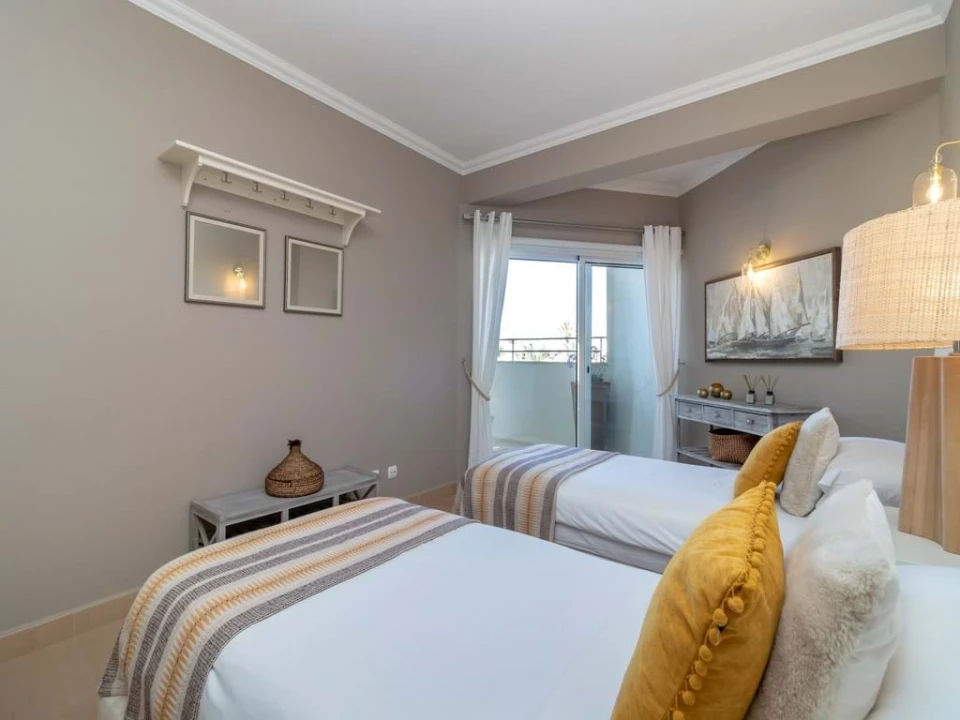 Apartamento T3 para Venda em Ferragudo Foto 13