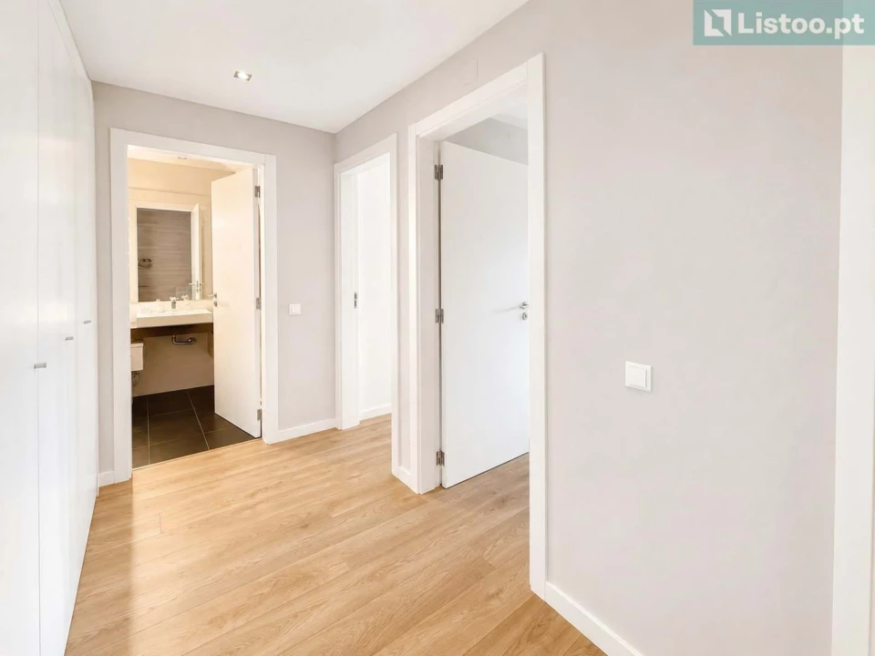 Apartamento T3 para Venda em Carcavelos e Parede Foto 4