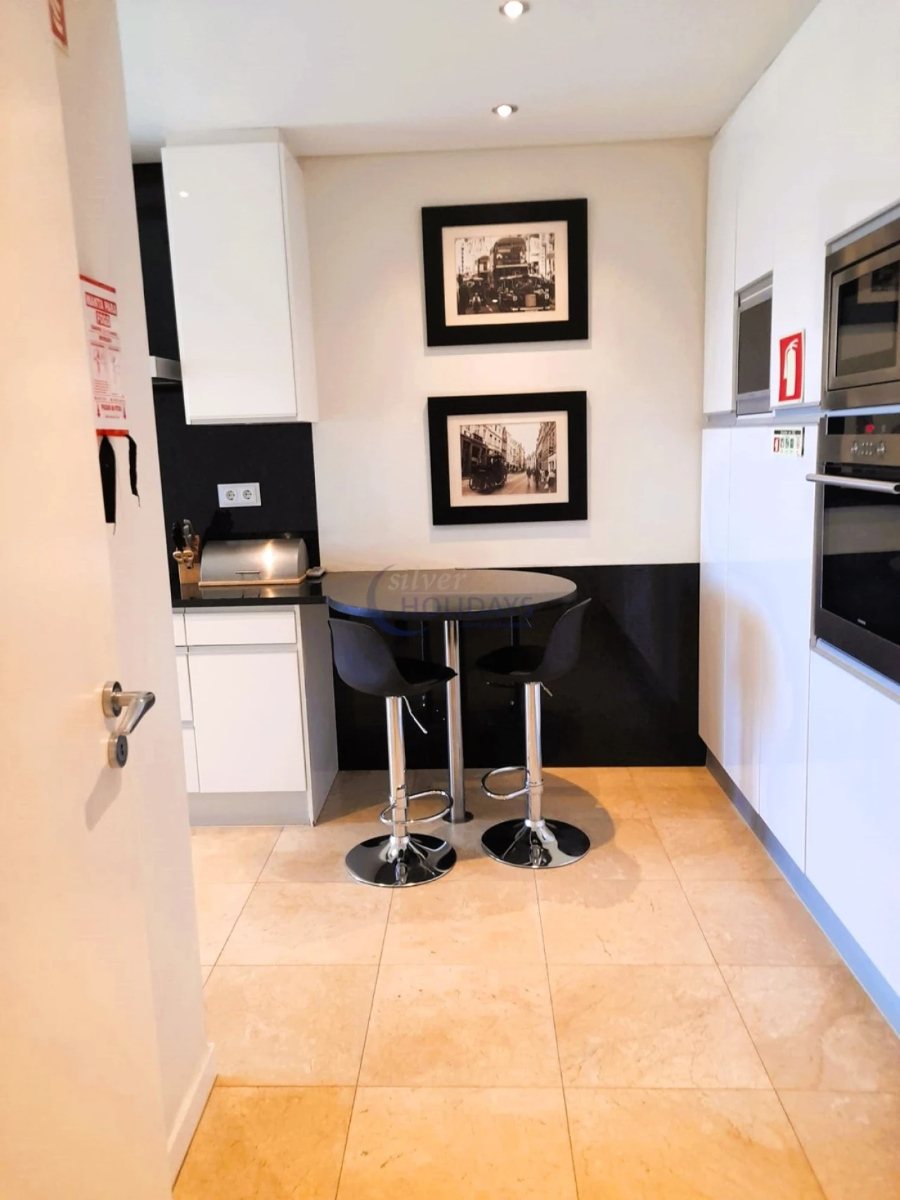 Apartamento T2 para Venda em Quarteira Foto 5