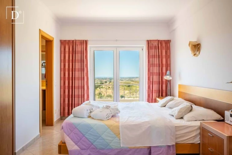 Moradia T4 para Venda em Conceição e Cabanas de Tavira Foto 11