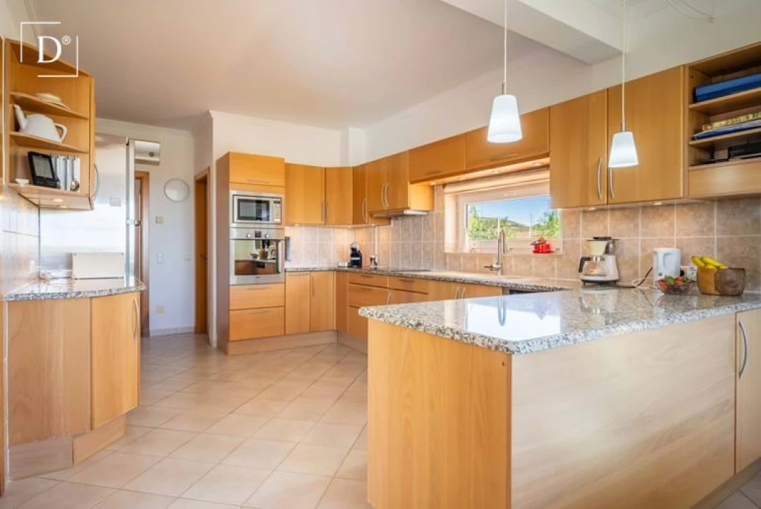 Moradia T4 para Venda em Conceição e Cabanas de Tavira Foto 4