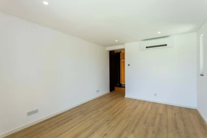 Moradia T6 para Venda em Colares