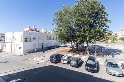 Apartamento T3 para Venda em Baixa da Banheira e Vale da Amoreira