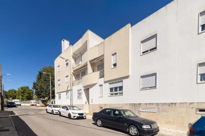 Apartamento T3 para Venda em Baixa da Banheira e Vale da Amoreira