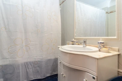 Apartamento T3 para Venda em Baixa da Banheira e Vale da Amoreira