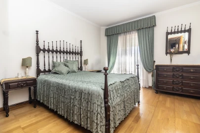Apartamento T3 para Venda em Baixa da Banheira e Vale da Amoreira