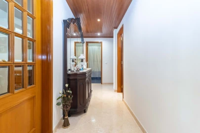 Apartamento T3 para Venda em Baixa da Banheira e Vale da Amoreira