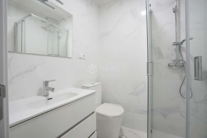 Apartamento T1 para Venda em Águas Livres