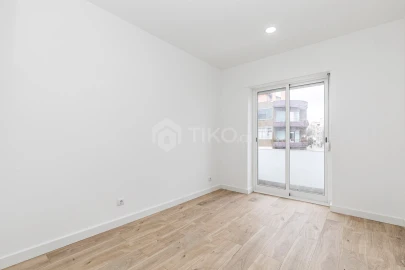 Apartamento T1 para Venda em Águas Livres
