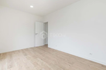 Apartamento T1 para Venda em Águas Livres