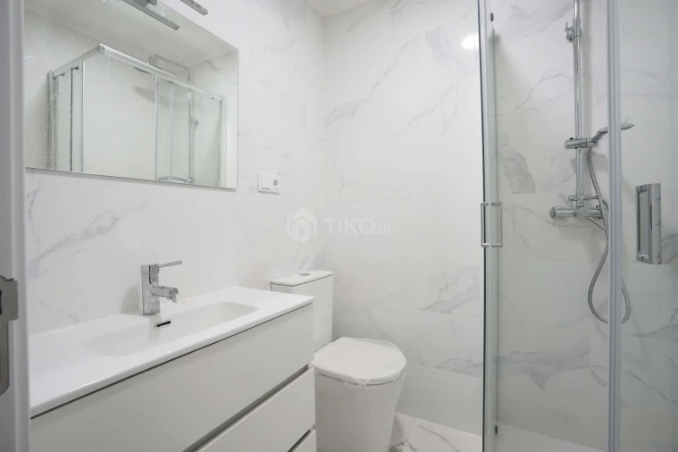 Apartamento T1 para Venda em Águas Livres Foto 8