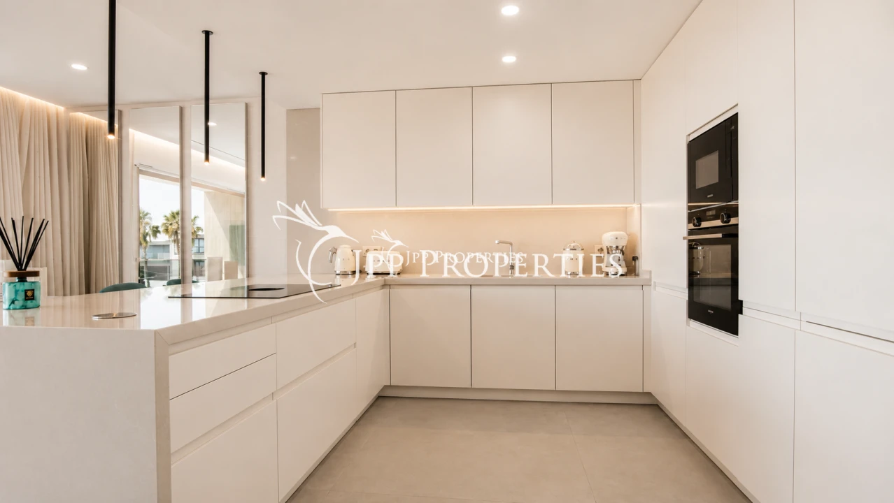 Apartamento T2 para Venda em Quarteira Foto 4