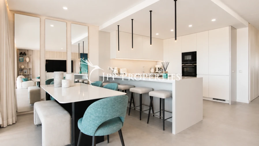 Apartamento T2 para Venda em Quarteira Foto 2