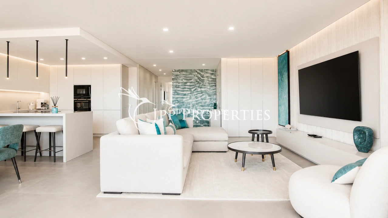 Apartamento T2 para Venda em Quarteira Foto 3
