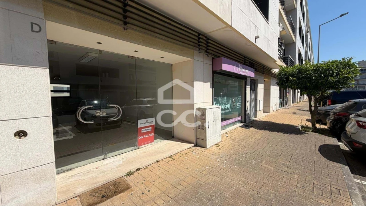 Negócio para Arrendamento em Santa Iria de Azoia, São João da Talha e Bobadela Foto 9