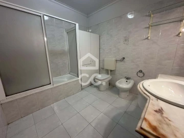Apartamento T2 para Venda em Algueirão-Mem Martins