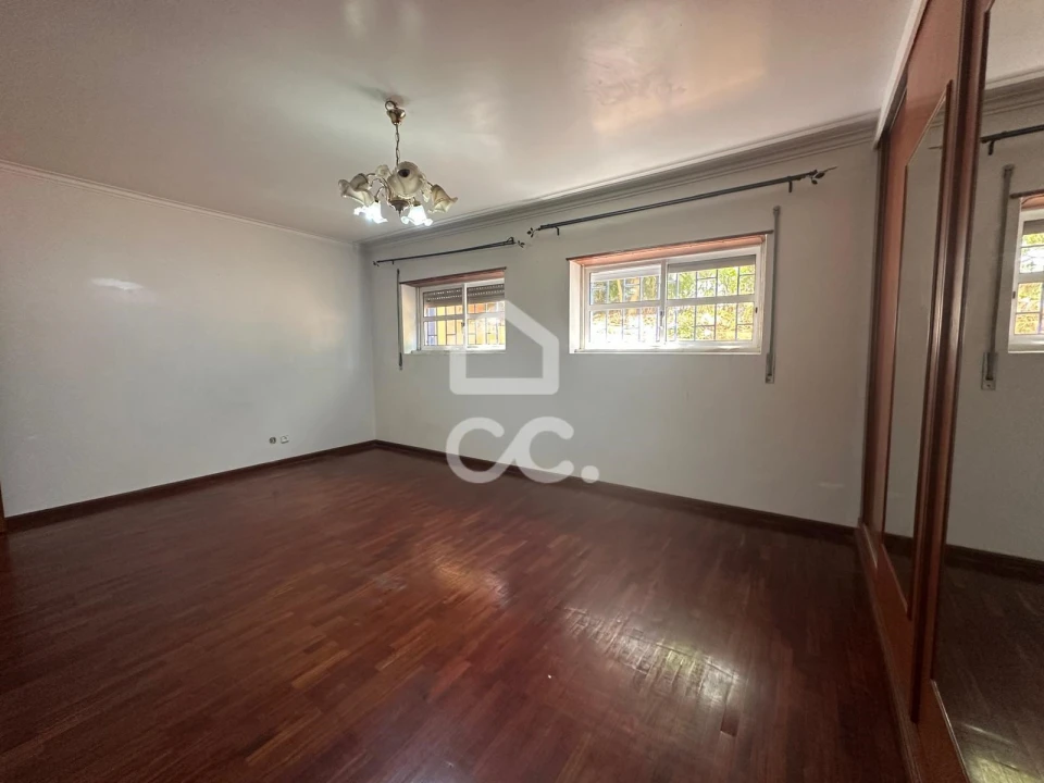 Apartamento T2 para Venda em Algueirão-Mem Martins Foto 19