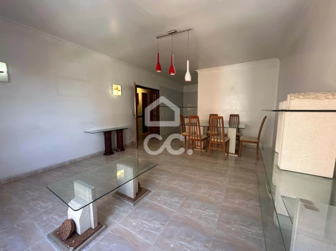 Apartamento T2 para Venda em Algueirão-Mem Martins Foto 5