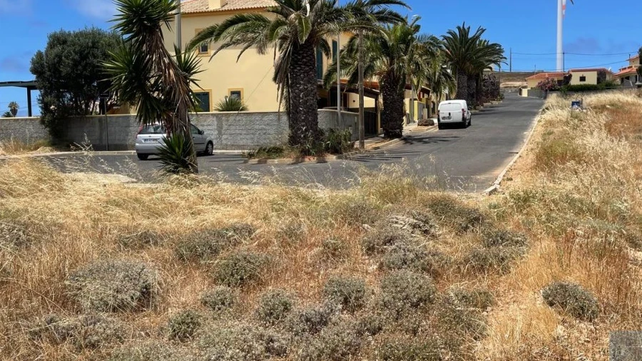Terreno para Venda em Porto Santo