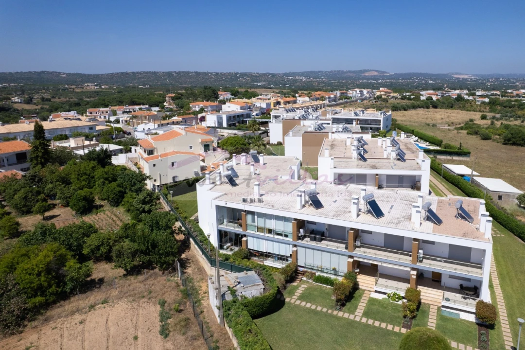 Moradia T3 para Venda em Albufeira e Olhos de Água Foto 30