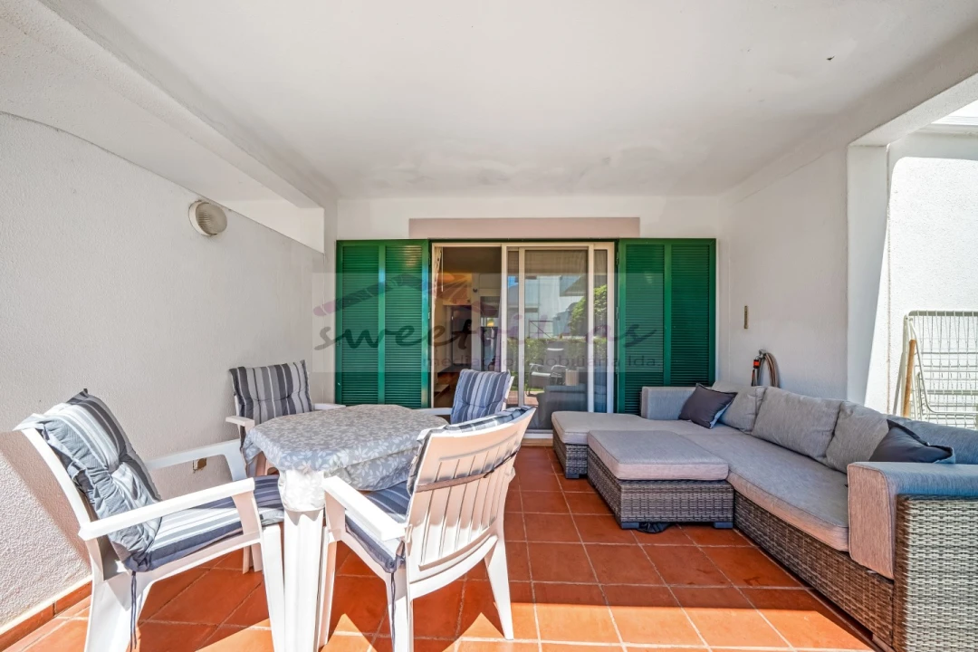 Apartamento T1 para Venda em Quarteira Foto 17