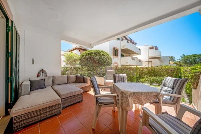 Apartamento T1 para Venda em Quarteira