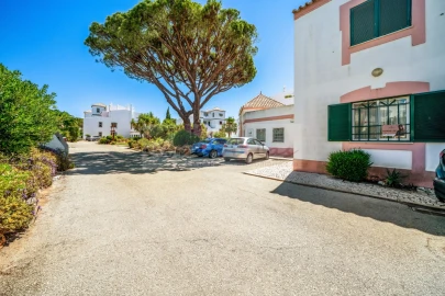 Apartamento T1 para Venda em Quarteira