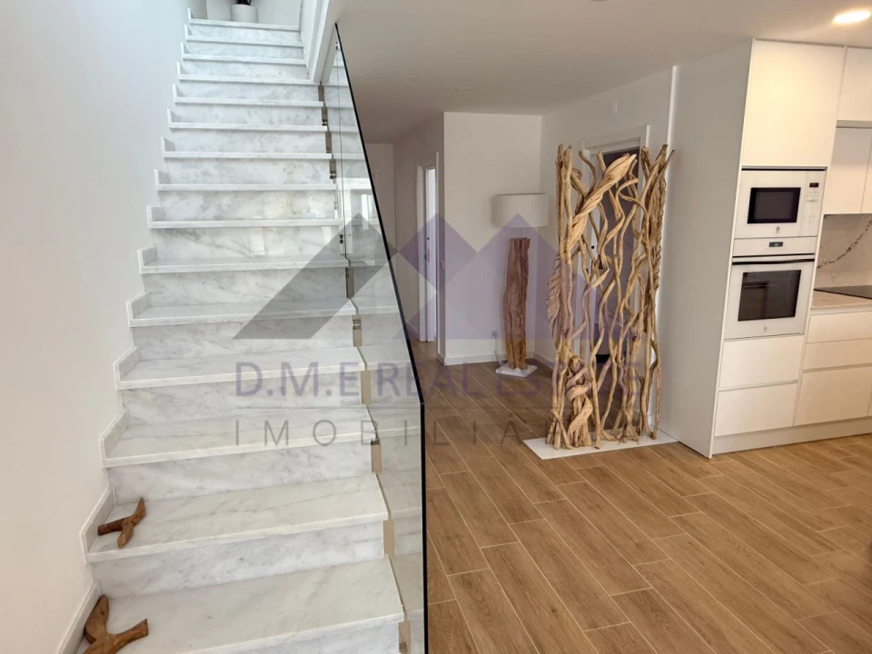 Apartamento T4 para Venda em Monte Gordo Foto 2