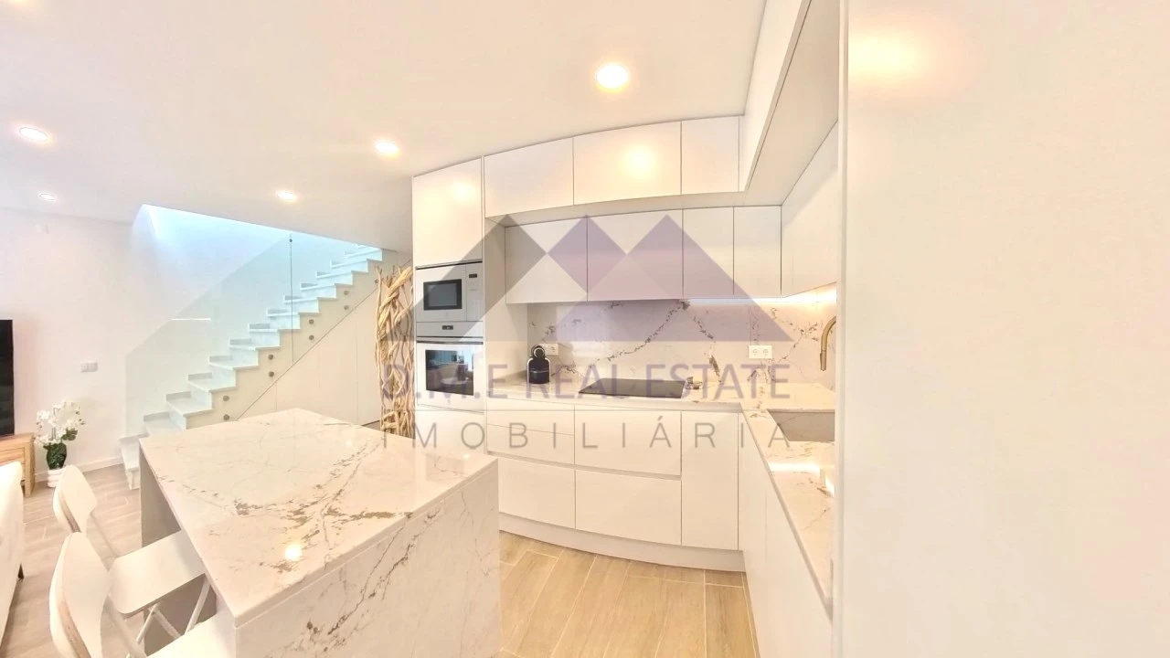 Apartamento T4 para Venda em Monte Gordo Foto 8
