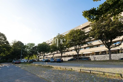 Apartamento T3 para Arrendamento em Creixomil