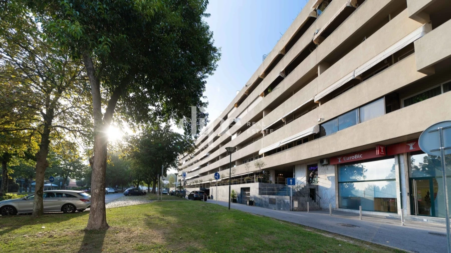 Apartamento T3 para Arrendamento em Creixomil